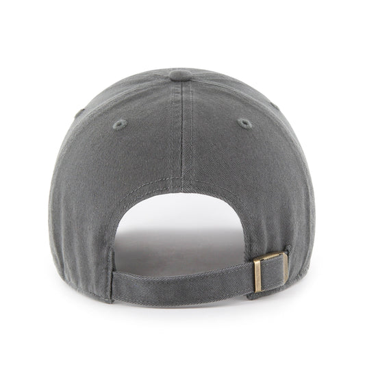 DOBERMANN BASE RUNNER '47 CLEAN UP