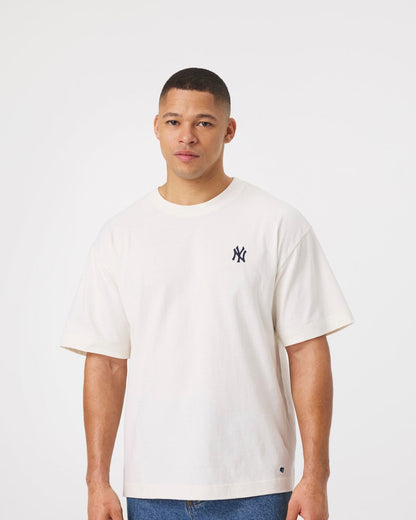 NEW YORK YANKEES LEON '47 FOUNDATION TEE